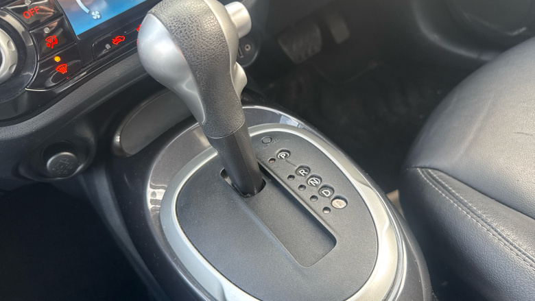 Nissan Juke 1.6 Tekna 5dr Xtronic [Bose] Petrol Hatchback